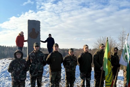 Lietuvos kariuomenės dieną – paminklas kunigaikščiui Vyteniui Ariogaloje