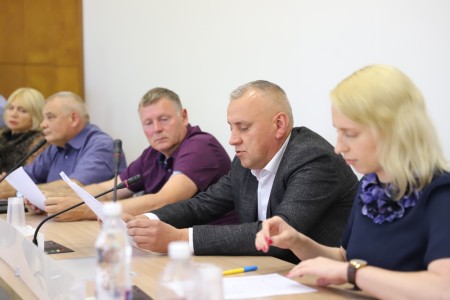 Taryba pritarė „Pirmoko krepšelio“ skyrimui ne tik valstybinėms ugdymo įstaigoms, Savivaldybės veiklos prioritetams ir humanitarinės pagalbos perdavimui Ukrainai