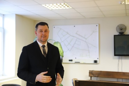 Darbą pradeda naujasis UAB „Raseinių vandenys“ direktorius