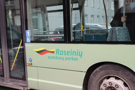 Raseinių rajone keleiviai galės nemokamai važiuoti vietinio (priemiesčio ir miesto) reguliaraus susisiekimo autobusų maršrutais