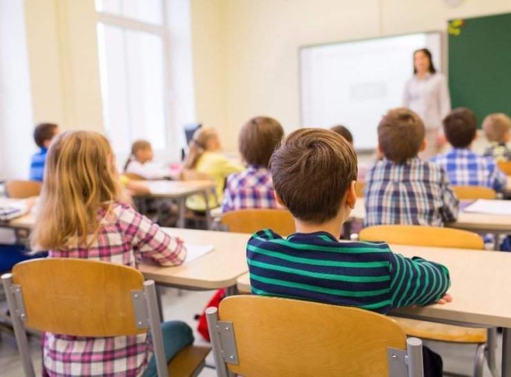 Nuo liepos 1 d. priimami prašymai dėl socialinės paramos mokiniams